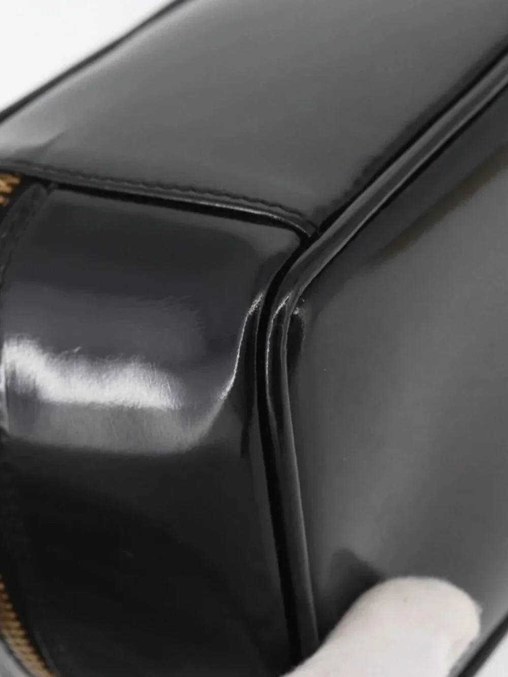 GUCCI Bamboo Vanity Patent Leather Black Gold 032 1705 0151 Auth